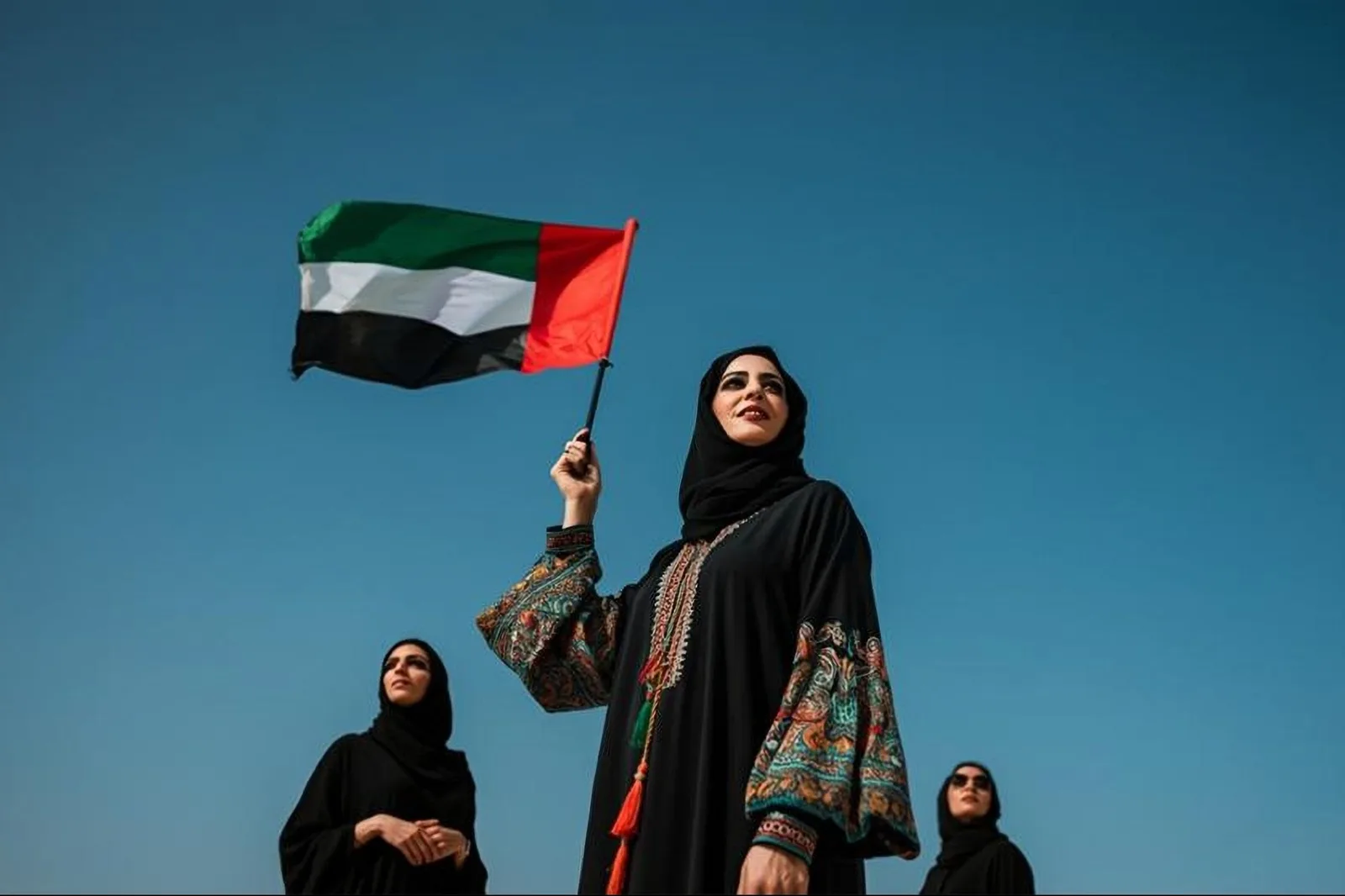 5 نساء إماراتيات يجب أن تعرفهن عن يوم المرأة الإماراتية