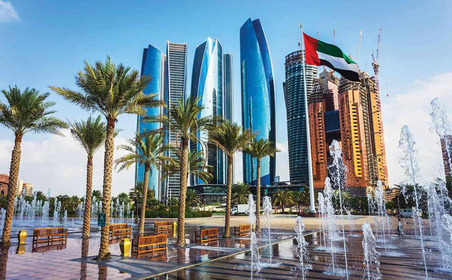 أهم 10 أسباب وراء رفض طلب الإقامة في الإمارات